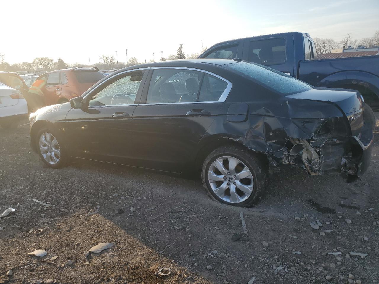 2010 HONDA ACCORD EXL - Image 2