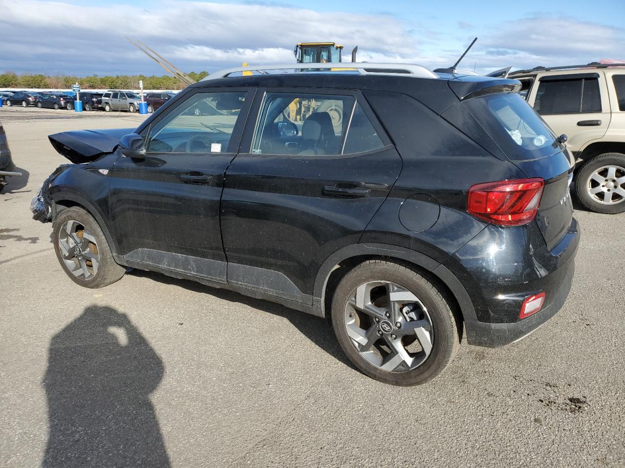 2023 HYUNDAI VENUE SEL - Image 2
