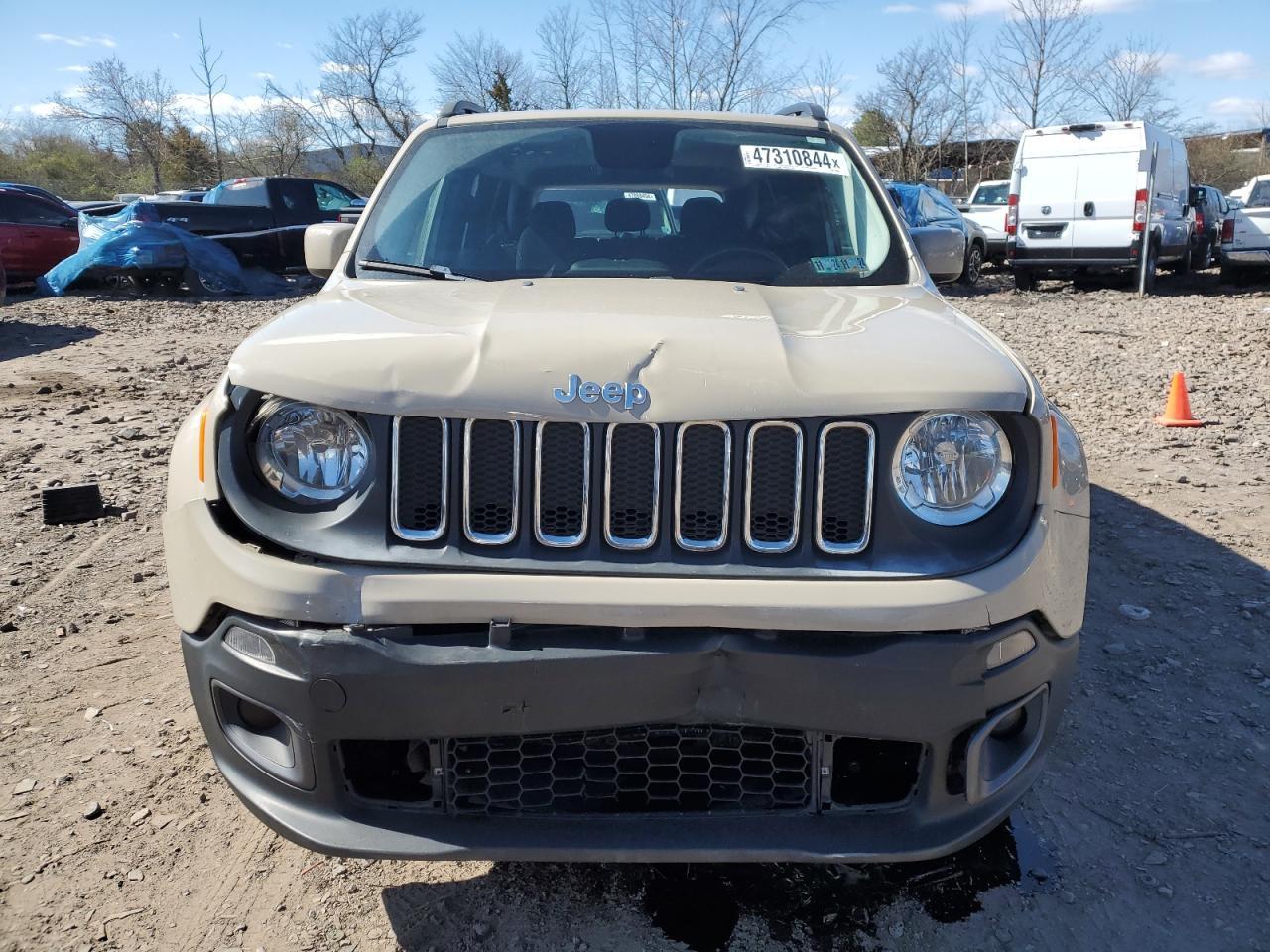 2016 JEEP RENEGADE L - Image 5