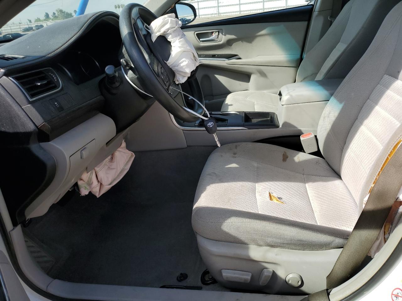 2017 TOYOTA CAMRY LE - Фото 7