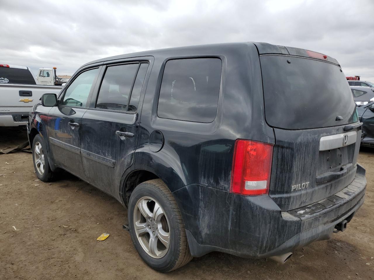 2013 HONDA PILOT EXLN - Image 2