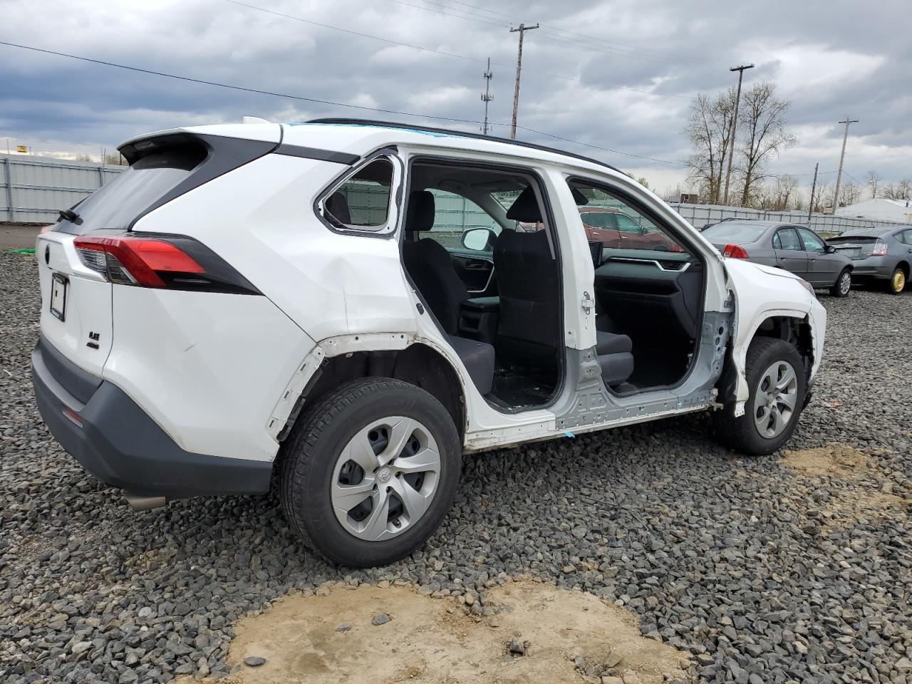 2021 TOYOTA RAV4 LE - Image 3