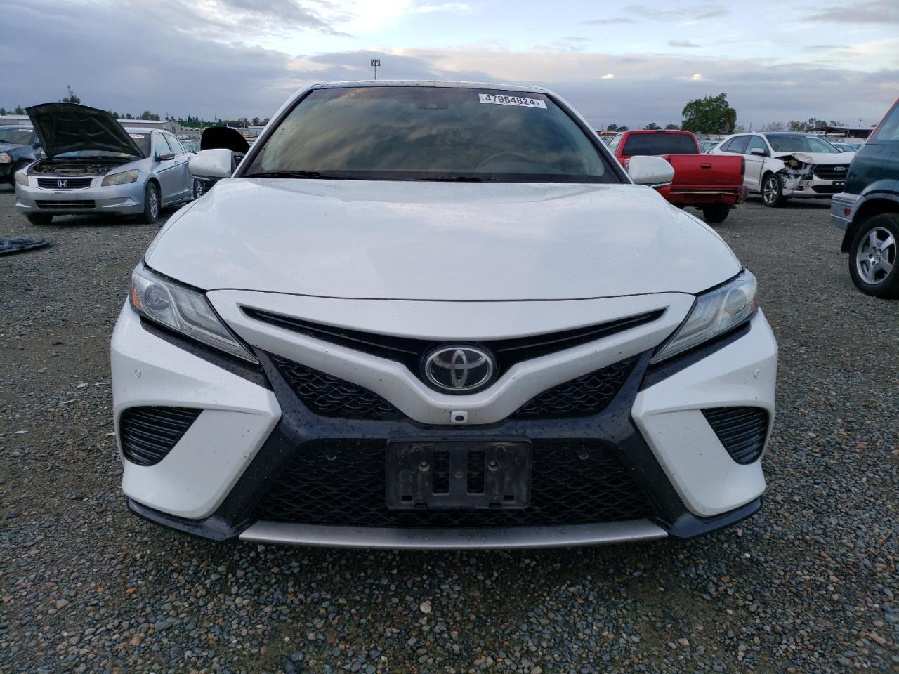 2018 TOYOTA CAMRY XSE - Фото 5