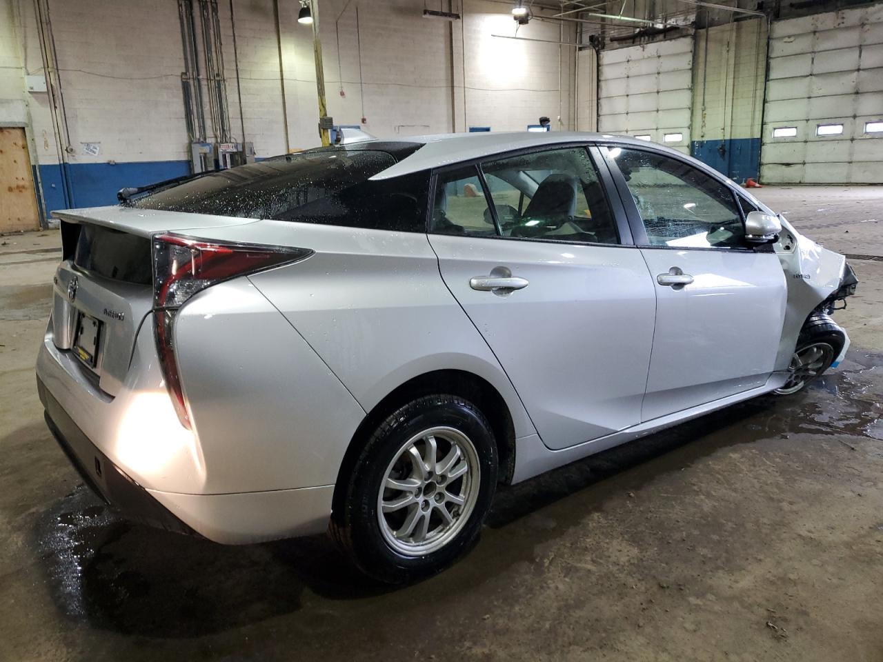 2016 TOYOTA PRIUS - Image 3