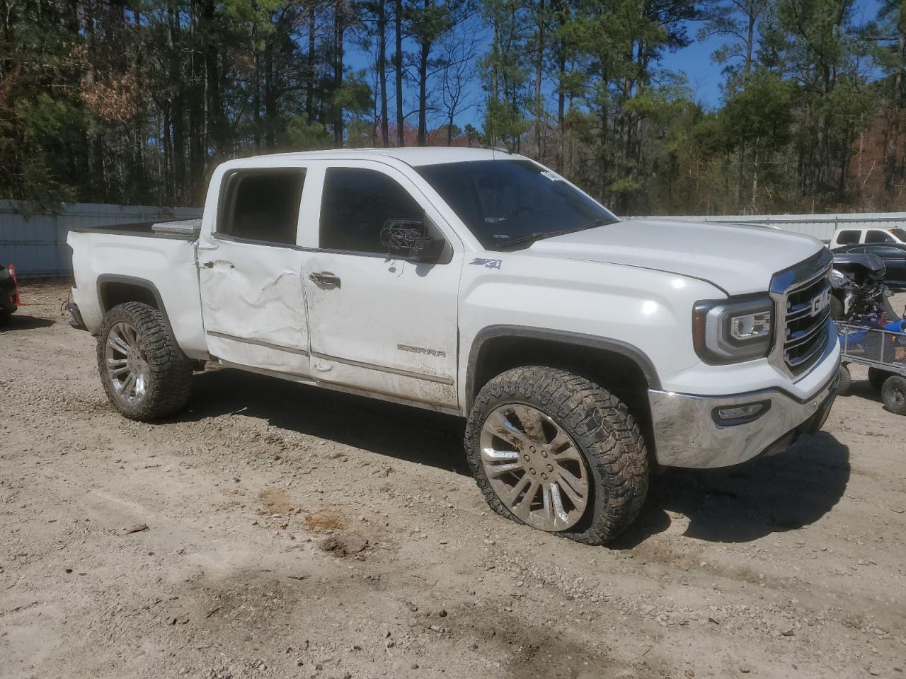 2018 GMC SIERRA K15 - Image 4