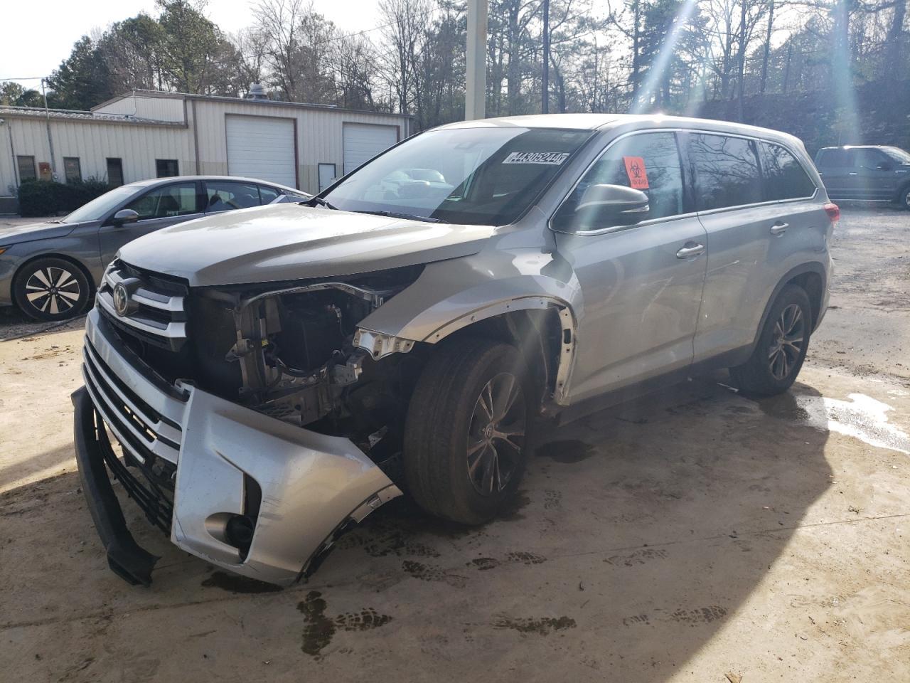 2019 TOYOTA HIGHLANDER car image