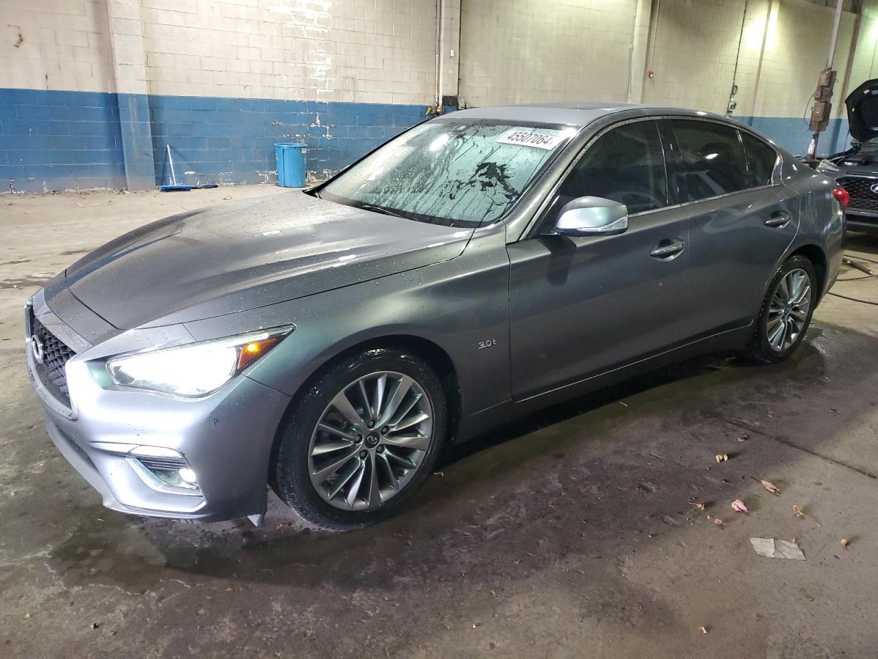 2018 INFINITI Q50 LUXE