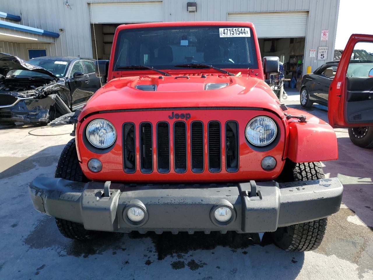 2015 JEEP WRANGLER U - Image 5
