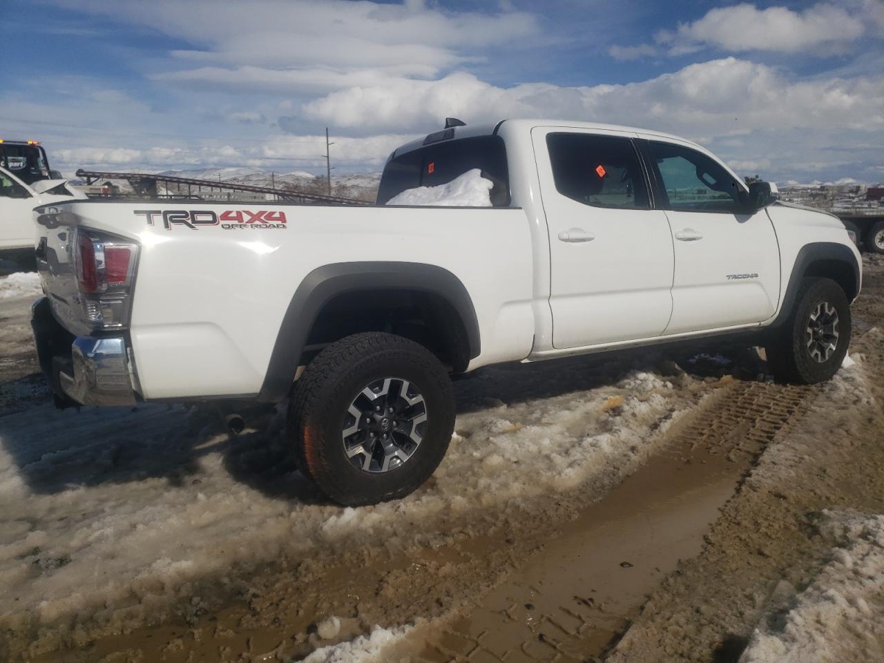 2023 TOYOTA TACOMA DOU - Фото 3