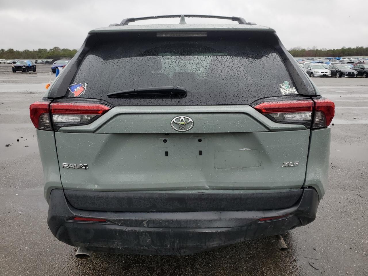 2020 TOYOTA RAV4 XLE - Фото 6