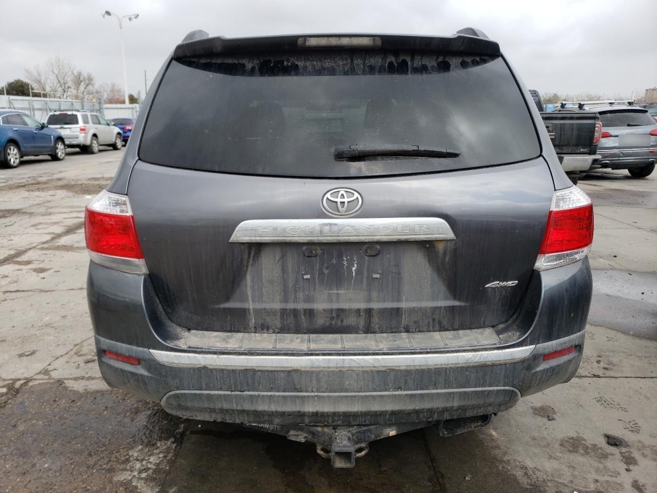 2011 TOYOTA HIGHLANDER - Image 6