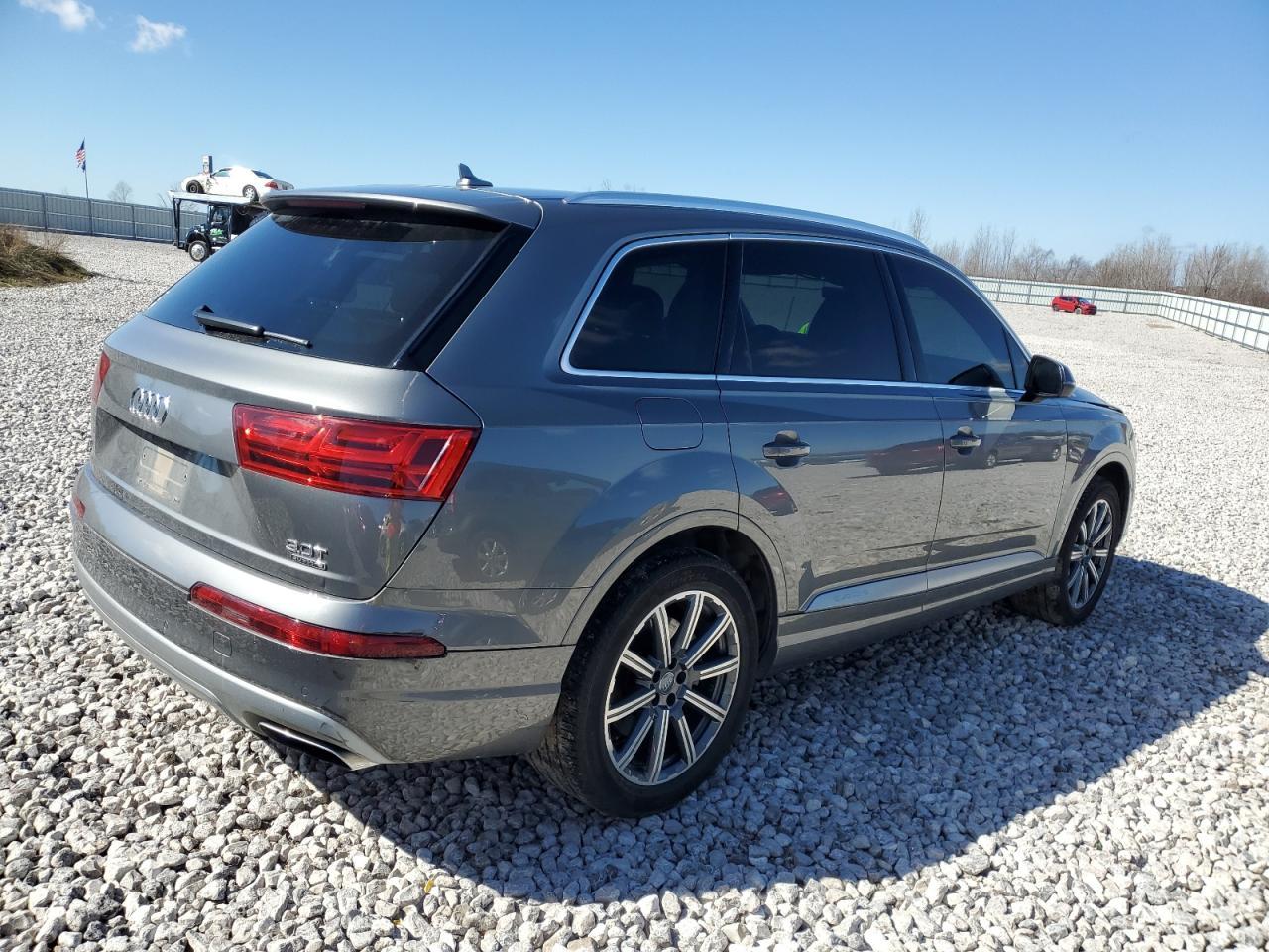 2017 AUDI Q7 PRESTIG - Image 3