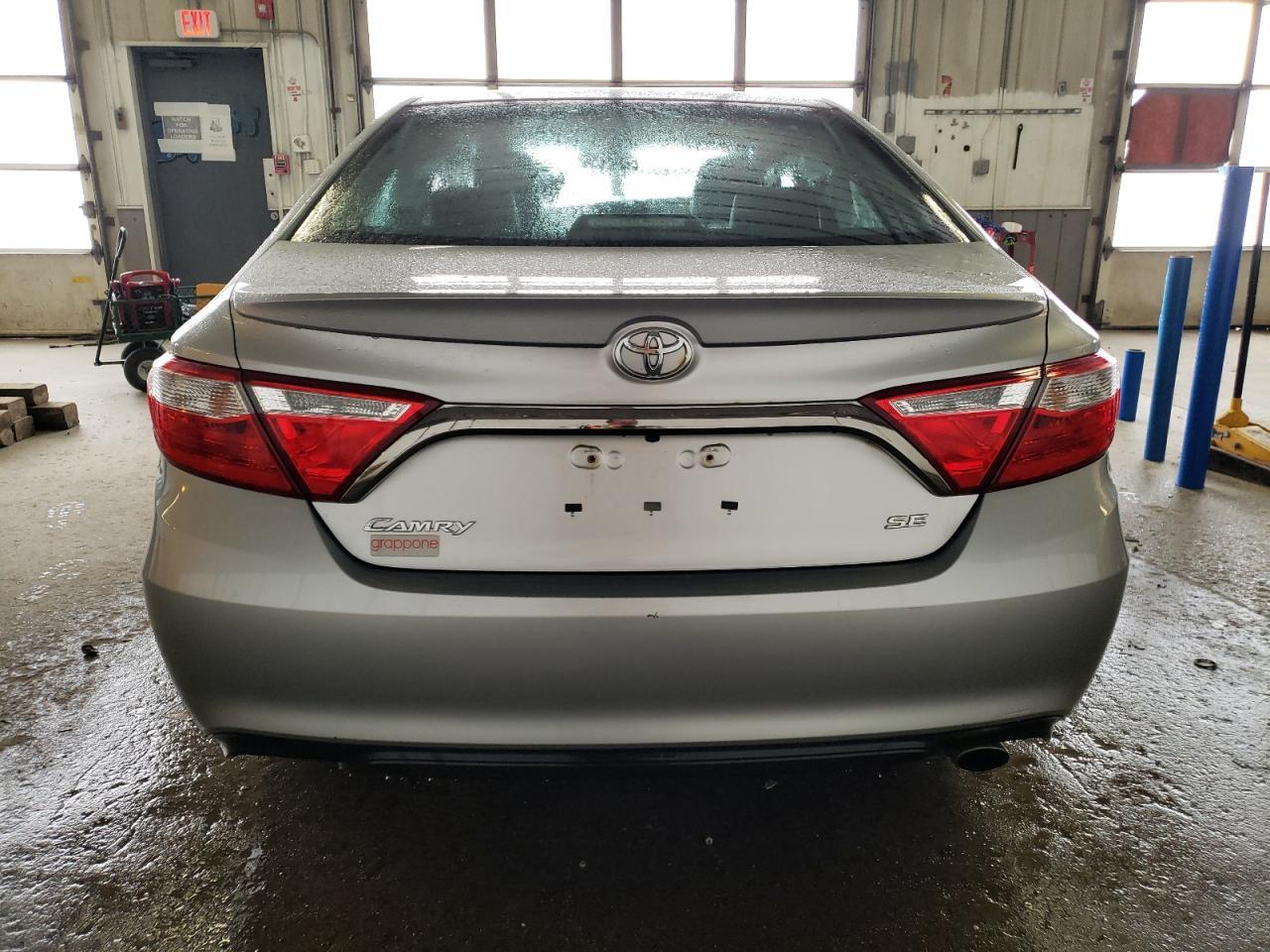 2017 TOYOTA CAMRY LE - Image 6