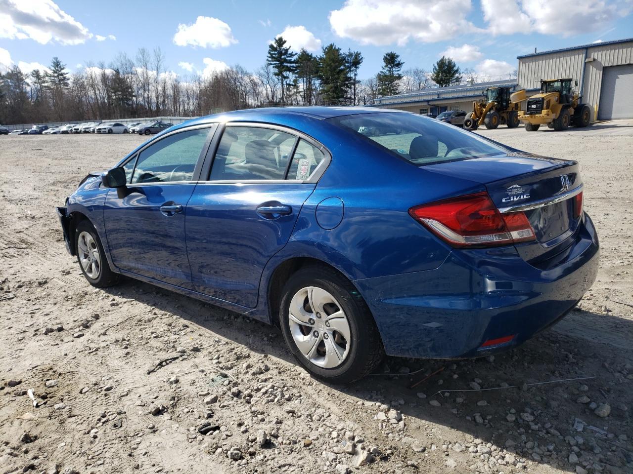 2015 HONDA CIVIC LX - Image 2