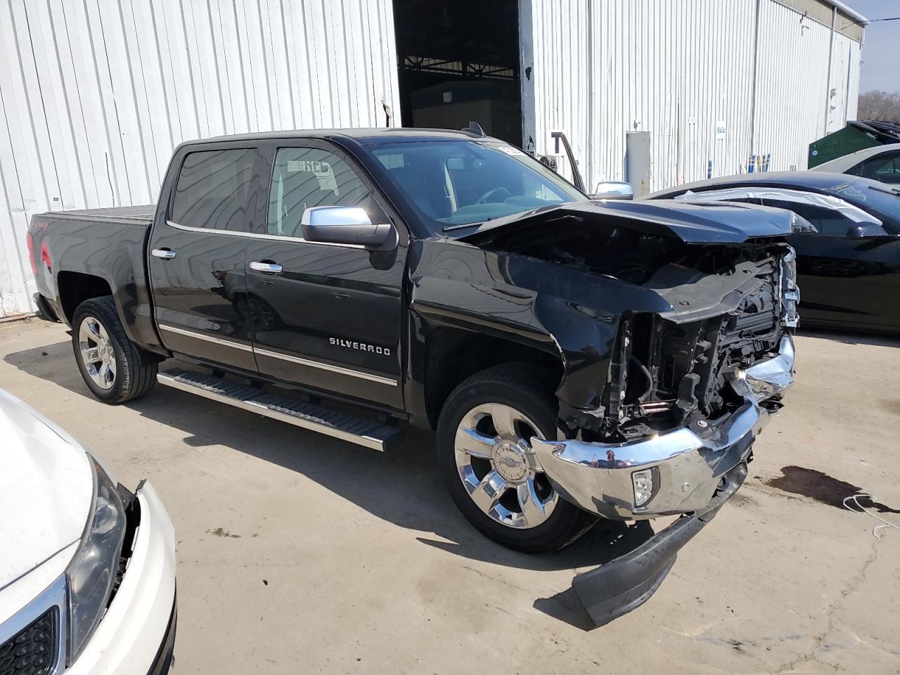 2018 CHEVROLET SILVERADO - Фото 4