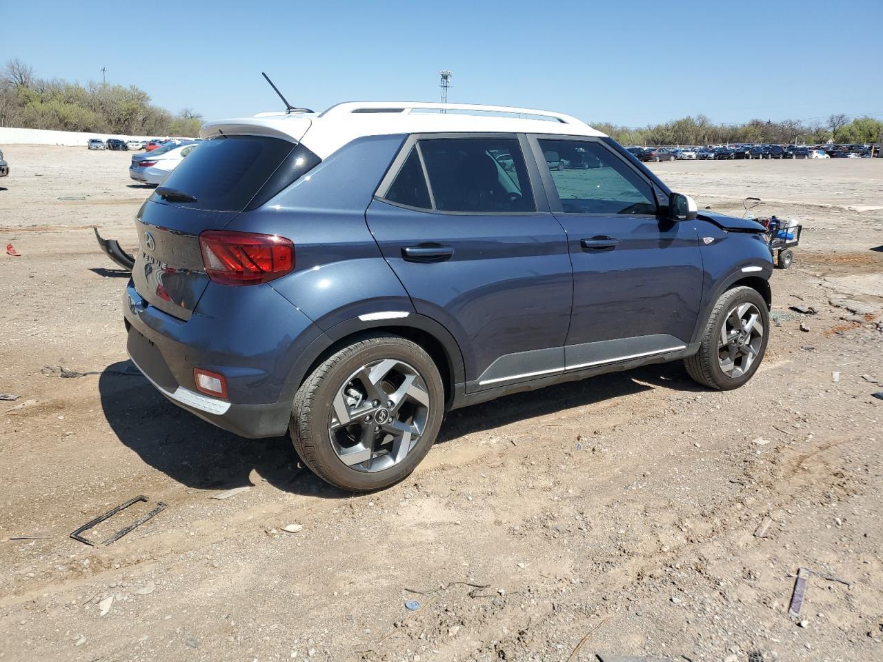 2023 HYUNDAI VENUE SEL - Фото 3