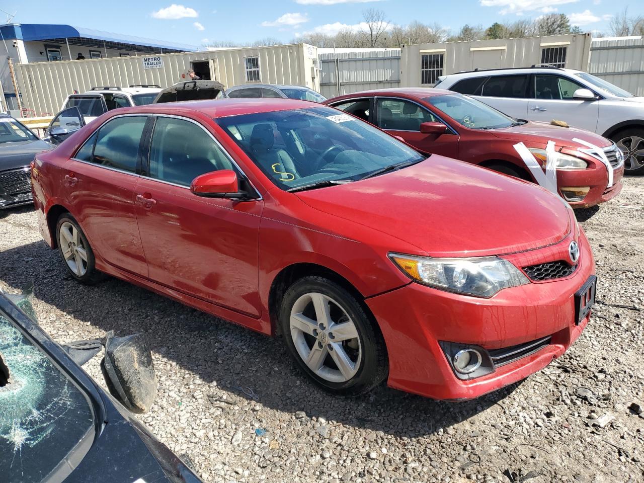 2014 TOYOTA CAMRY L - Image 4