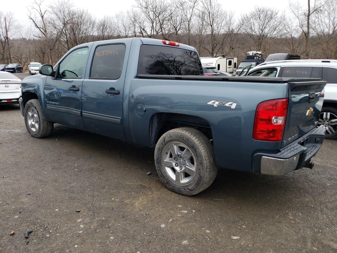 2013 CHEVROLET SILVERADO - Image 2