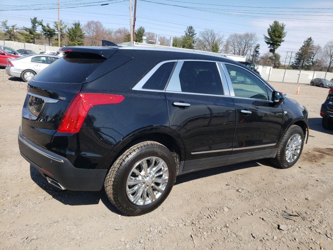 2019 CADILLAC XT5 LUXURY - Image 3