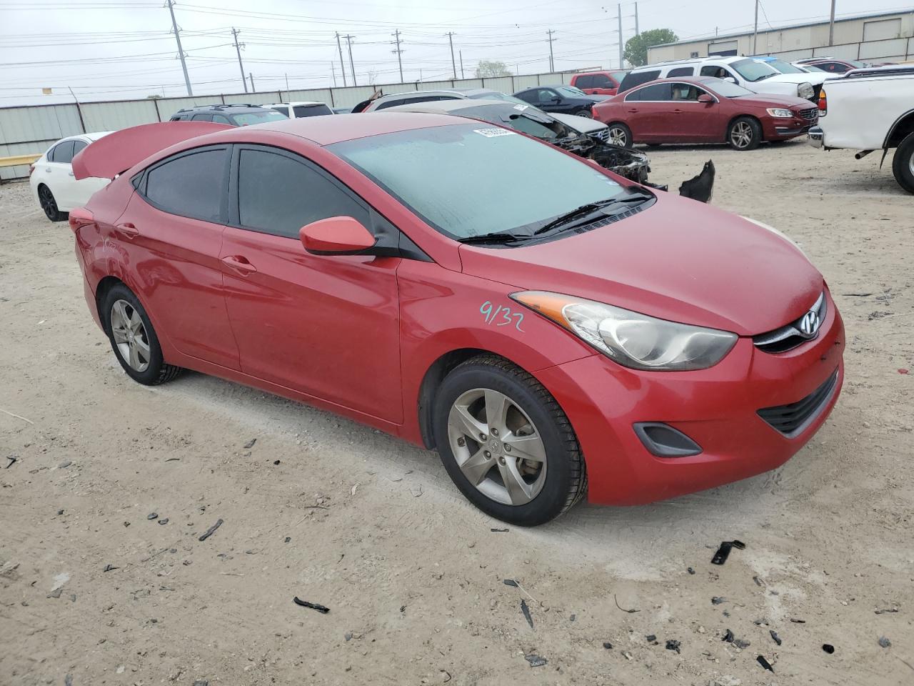 2013 HYUNDAI ELANTRA GL - Image 4