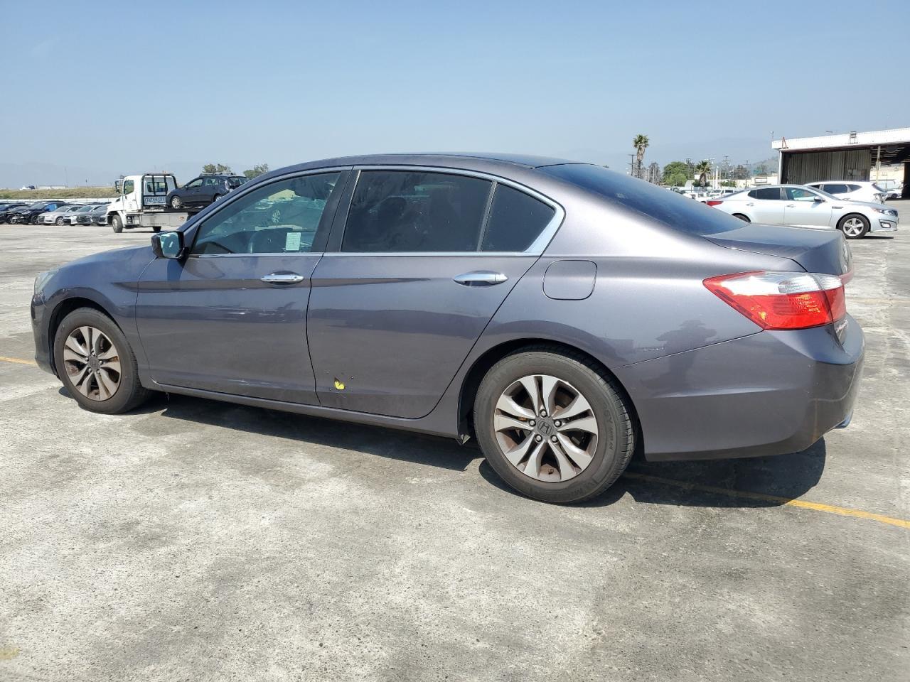 2014 HONDA ACCORD LX - Фото 2