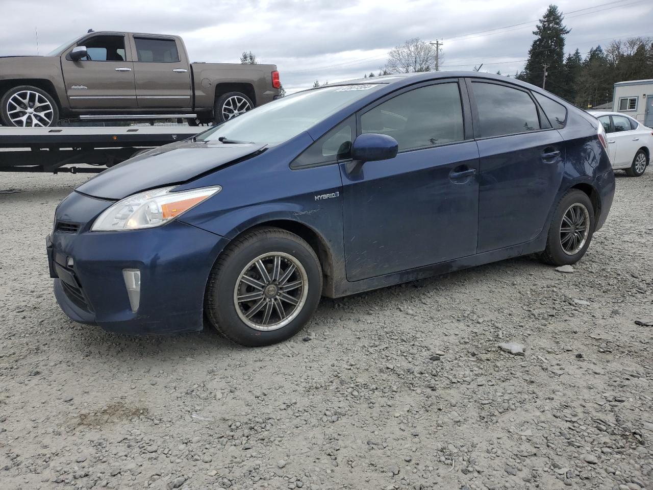 2013 TOYOTA PRIUS car image