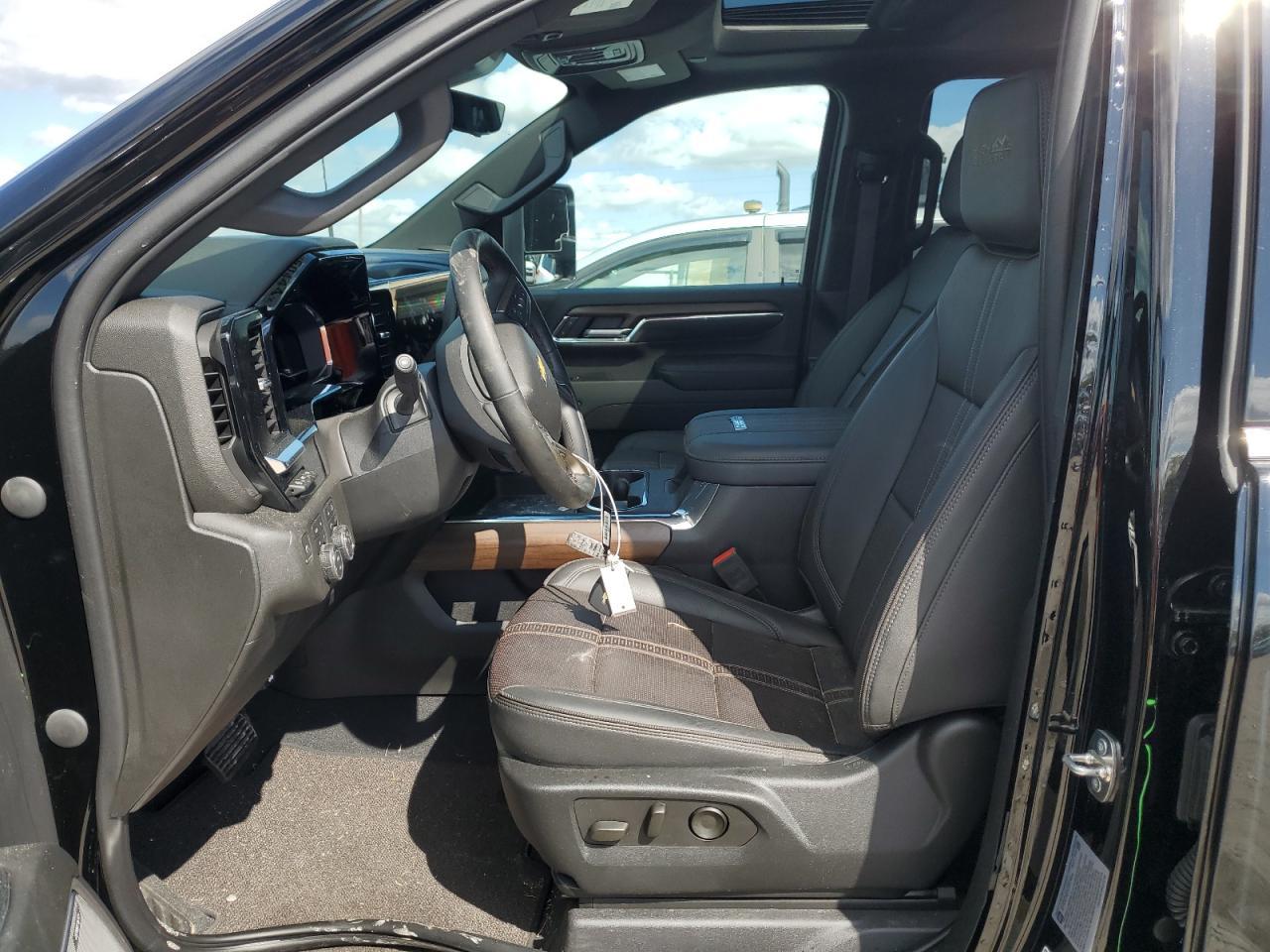 2024 CHEVROLET SILVERADO - Image 7