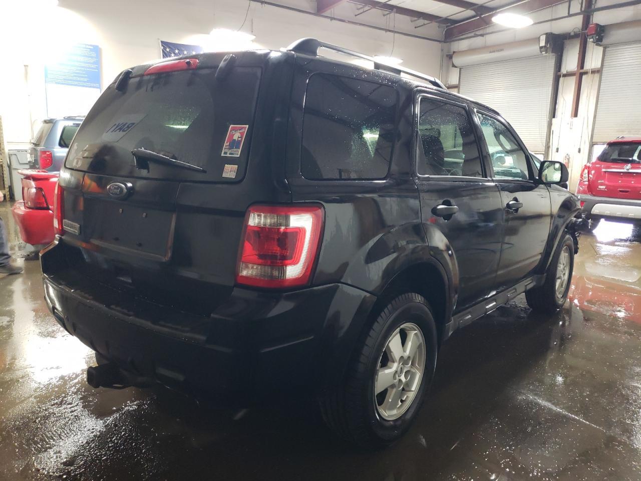2010 FORD ESCAPE XLT - Фото 3
