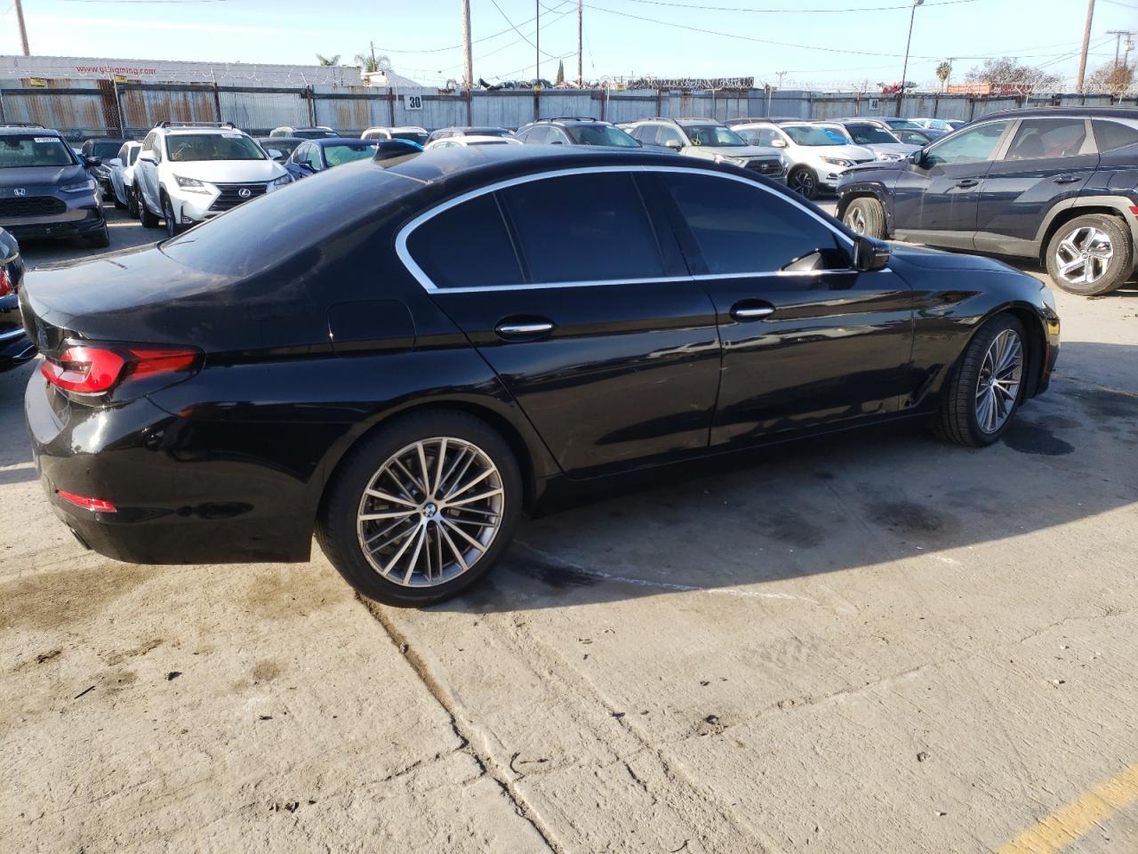 2018 BMW 530 I - Image 3