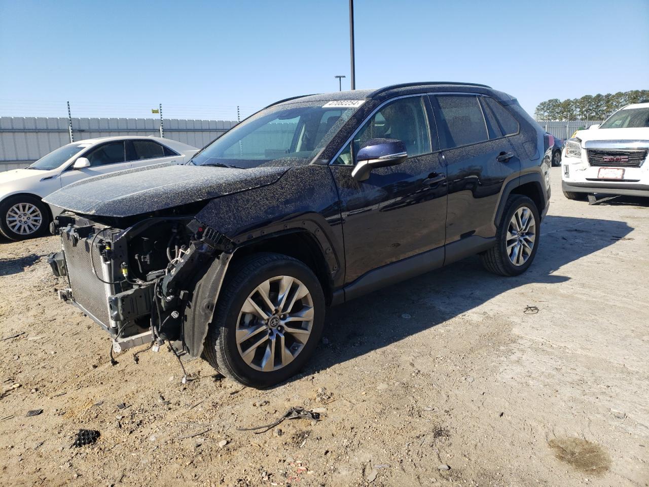 2019 TOYOTA RAV4 XLE P