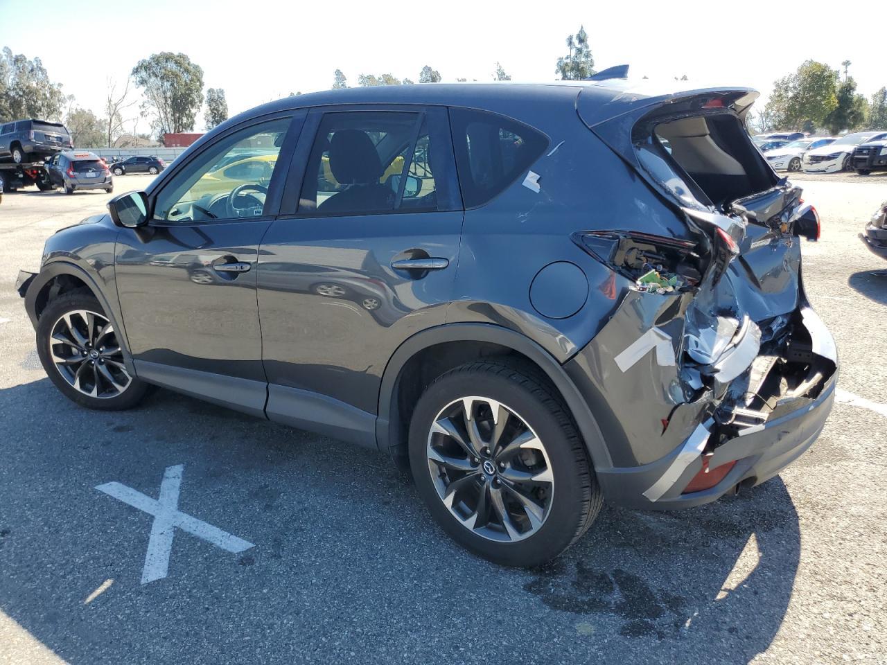 2016 MAZDA CX-5 GT - Image 2