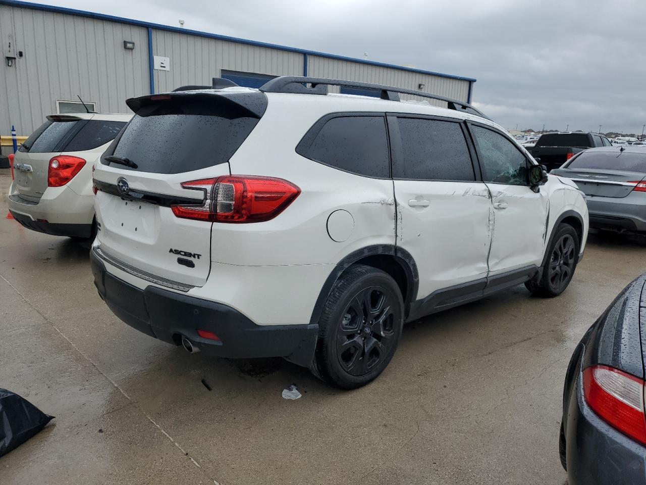 2023 SUBARU ASCENT LIM - Image 3