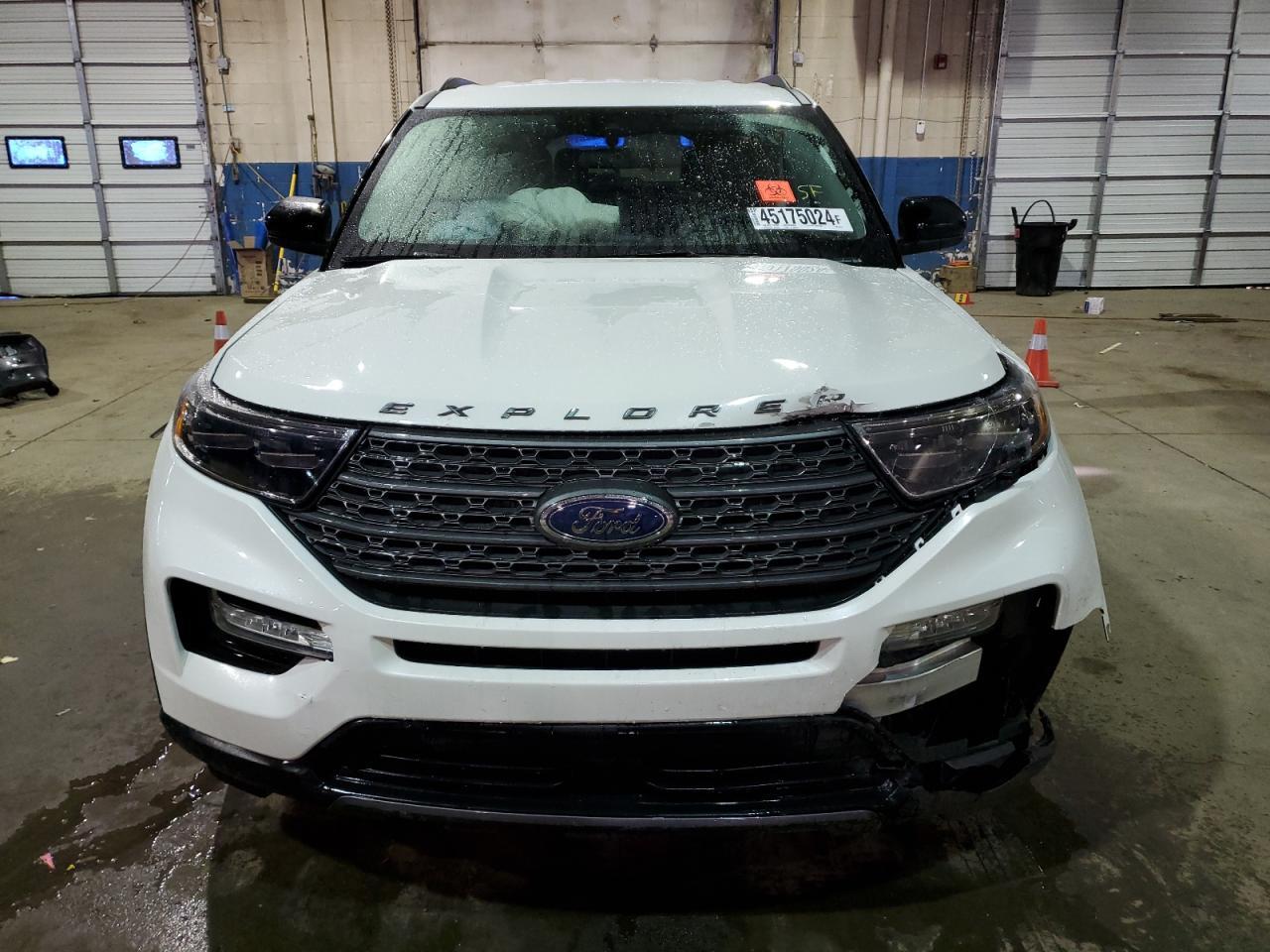 2023 FORD EXPLORER X - Фото 5
