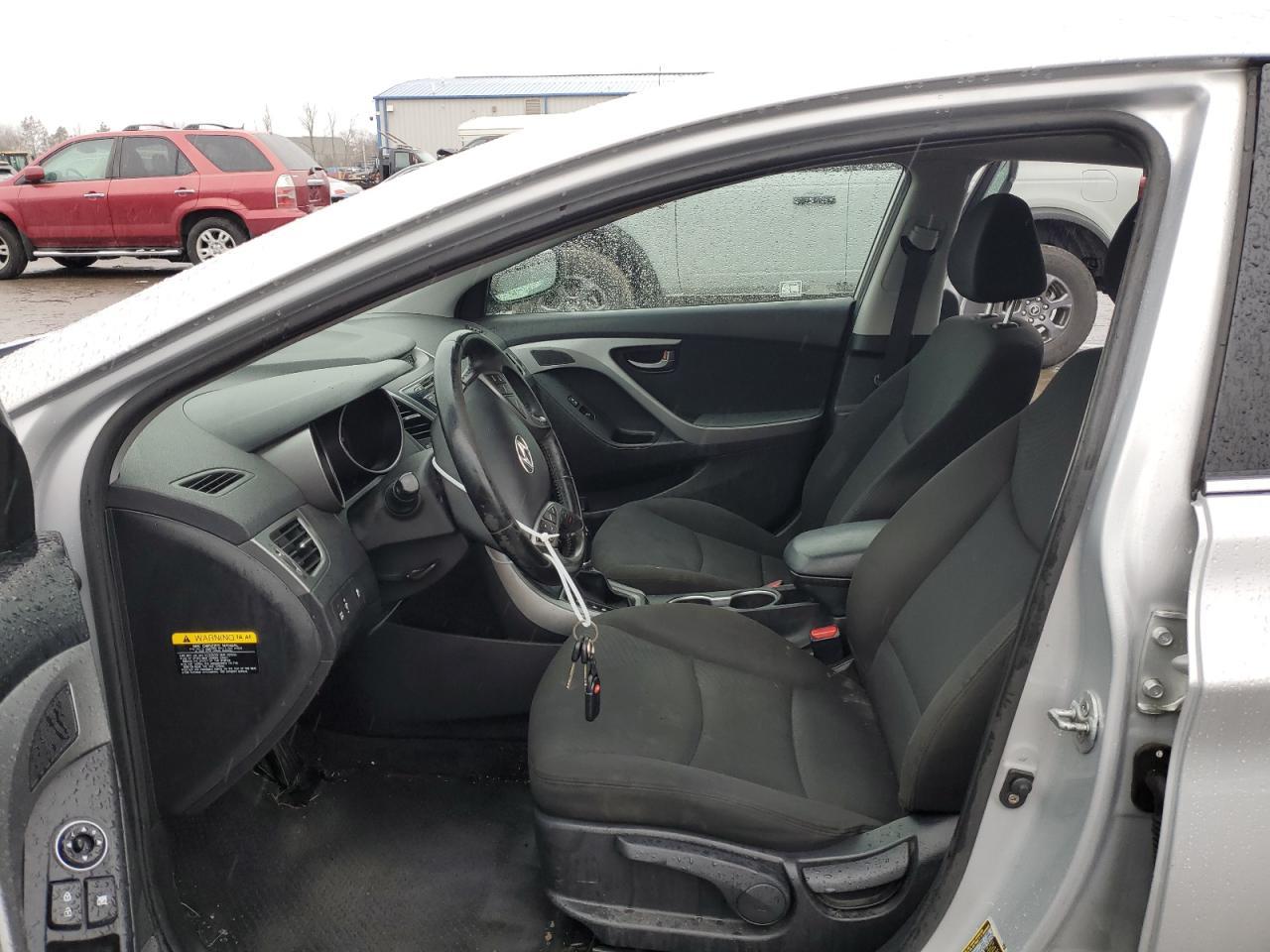 2015 HYUNDAI ELANTRA SE - Image 7