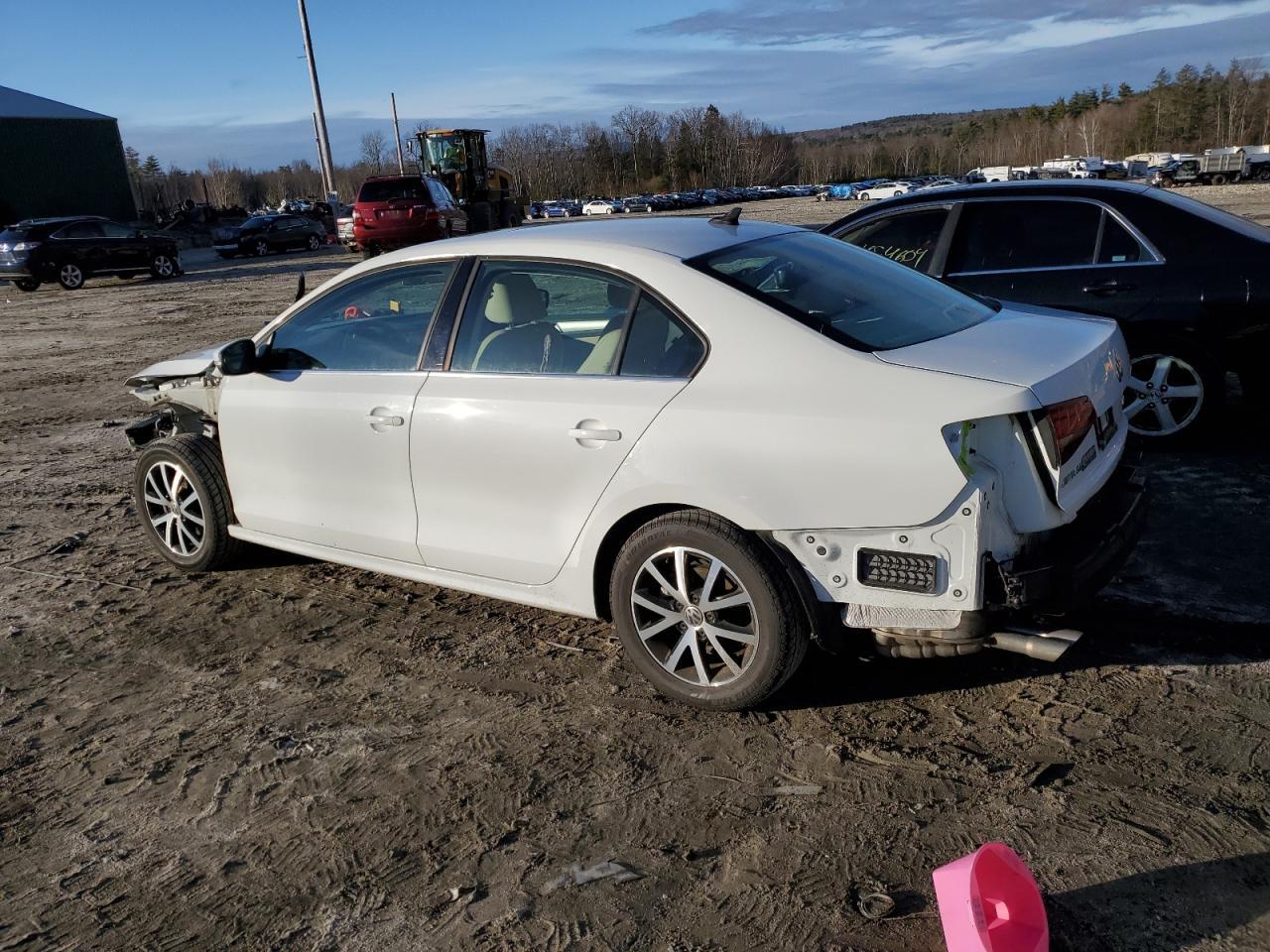 2017 VOLKSWAGEN JETTA SE - Image 2