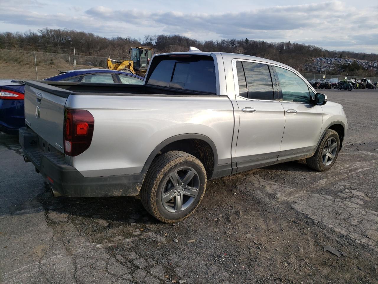 2023 HONDA RIDGELINE - Фото 3