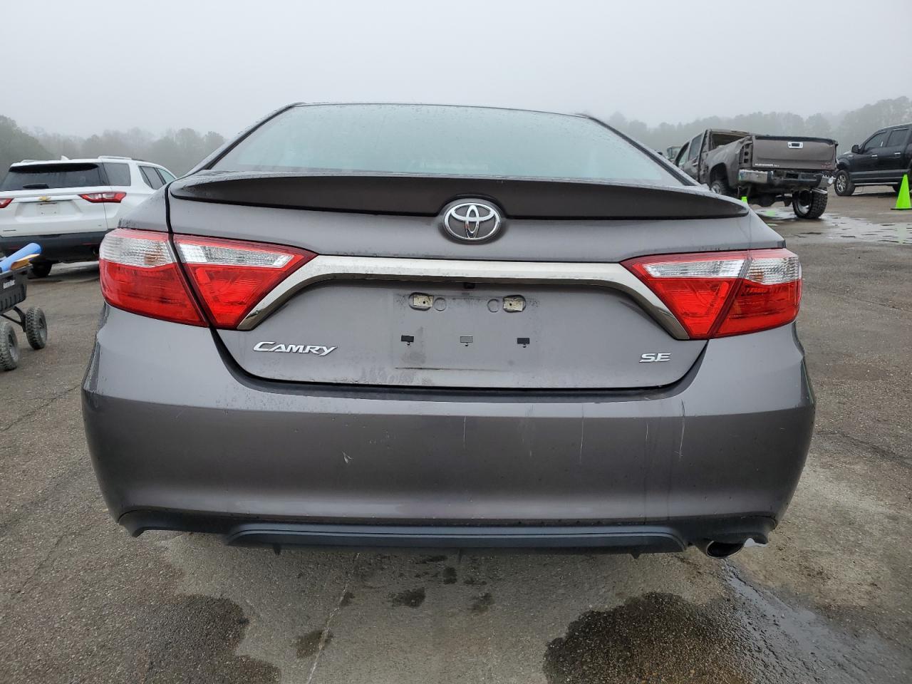 2017 TOYOTA CAMRY LE - Image 6