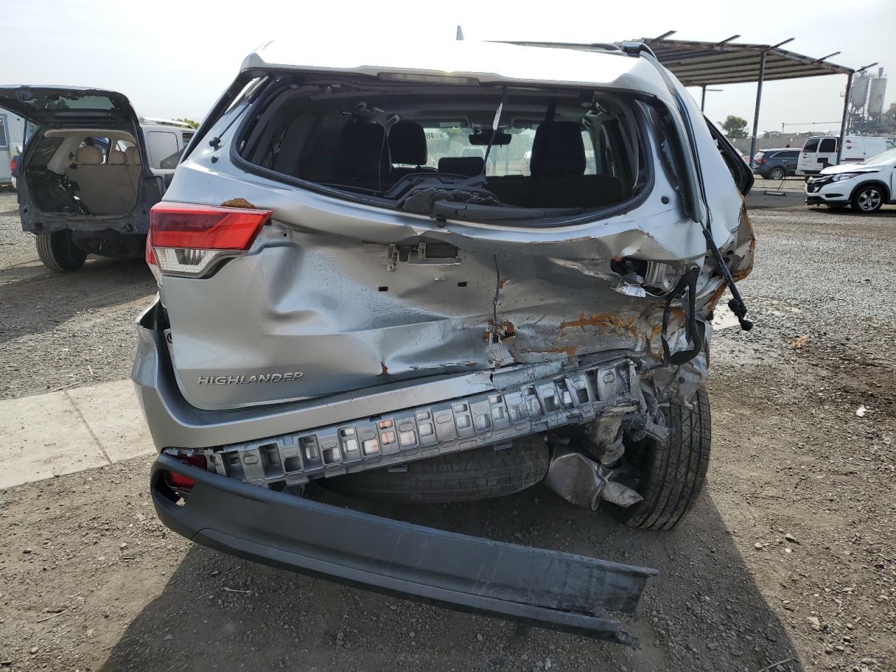 2018 TOYOTA HIGHLANDER - Image 6