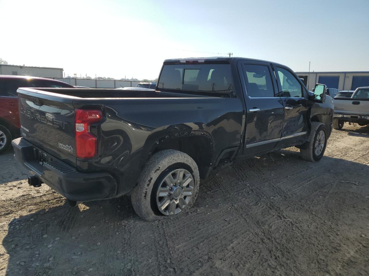 2024 CHEVROLET SILVERADO - Image 3