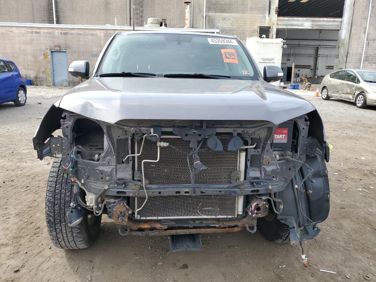 2011 TOYOTA 4RUNNER SR - Image 5