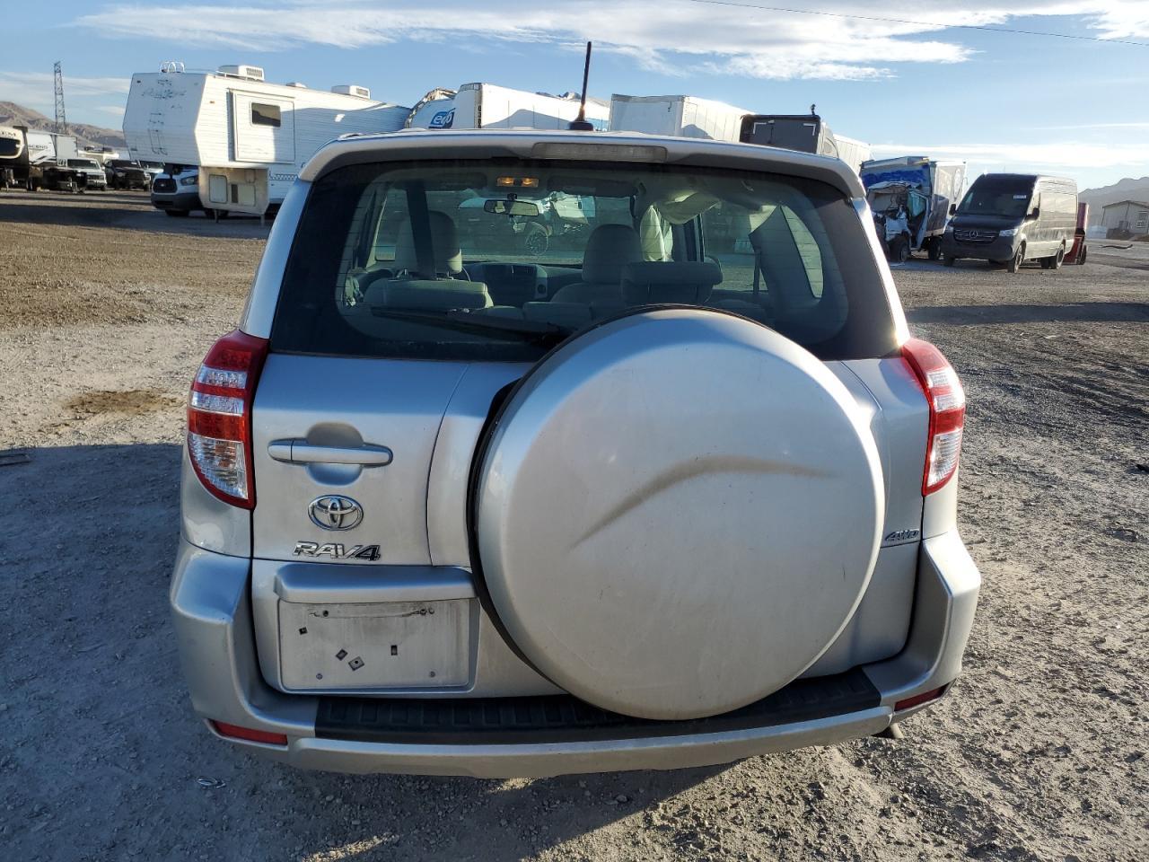 2011 TOYOTA RAV4 - Image 6