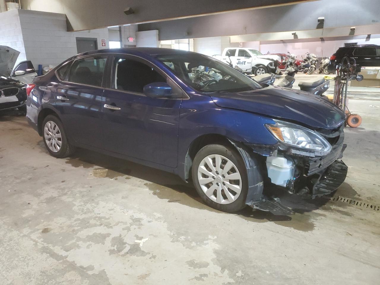 2017 NISSAN SENTRA S - Фото 4
