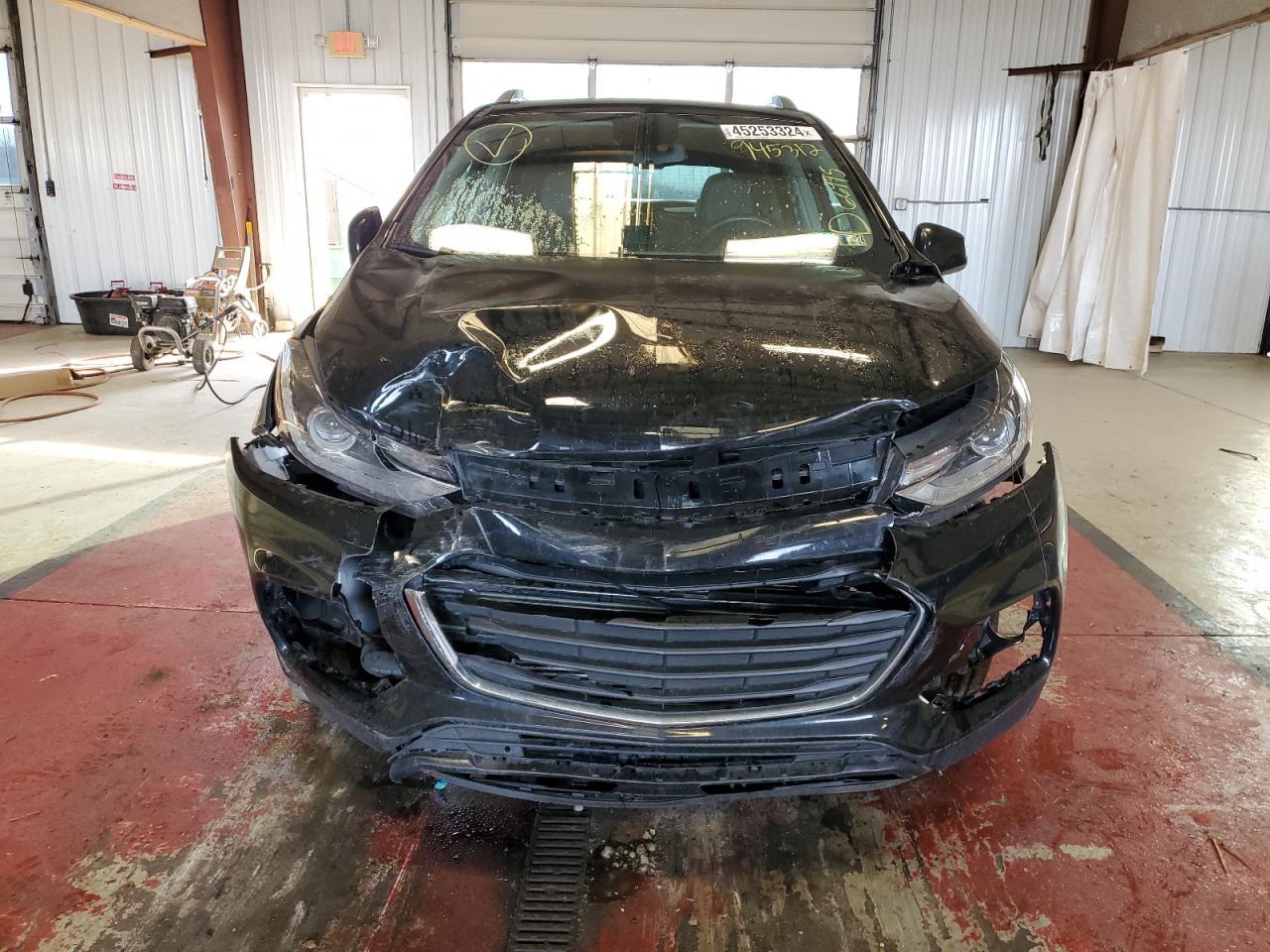 2019 CHEVROLET TRAX 1LT - Фото 5