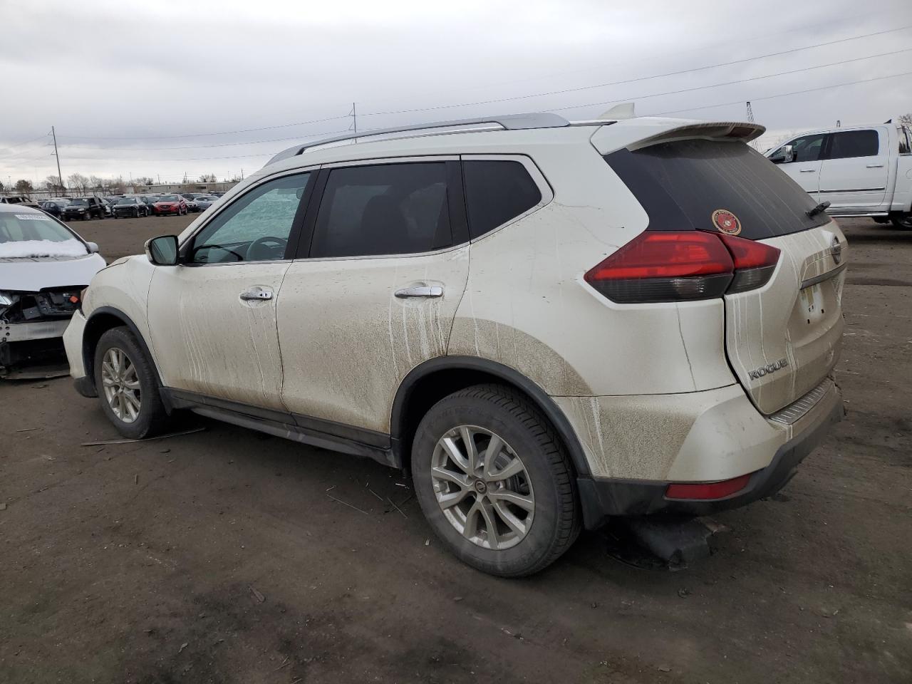 2017 NISSAN ROGUE S - Фото 2
