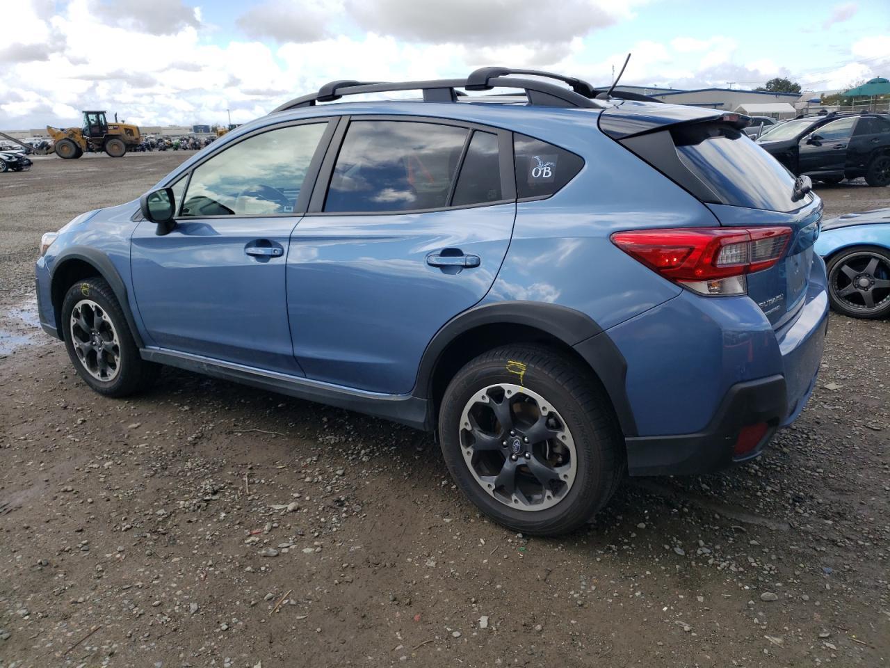 2021 SUBARU CROSSTREK - Фото 2