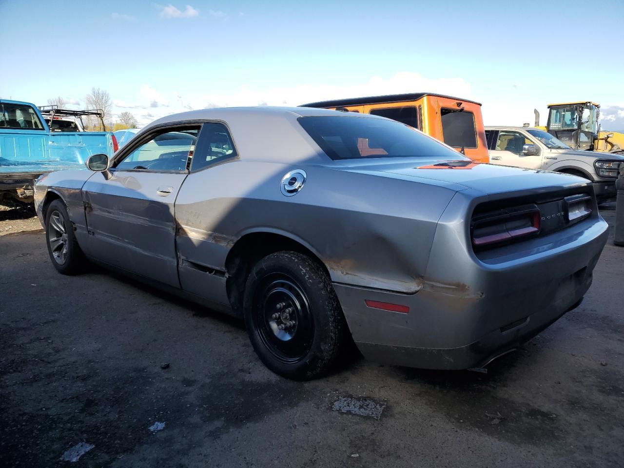 2015 DODGE CHALLENGER - Фото 2