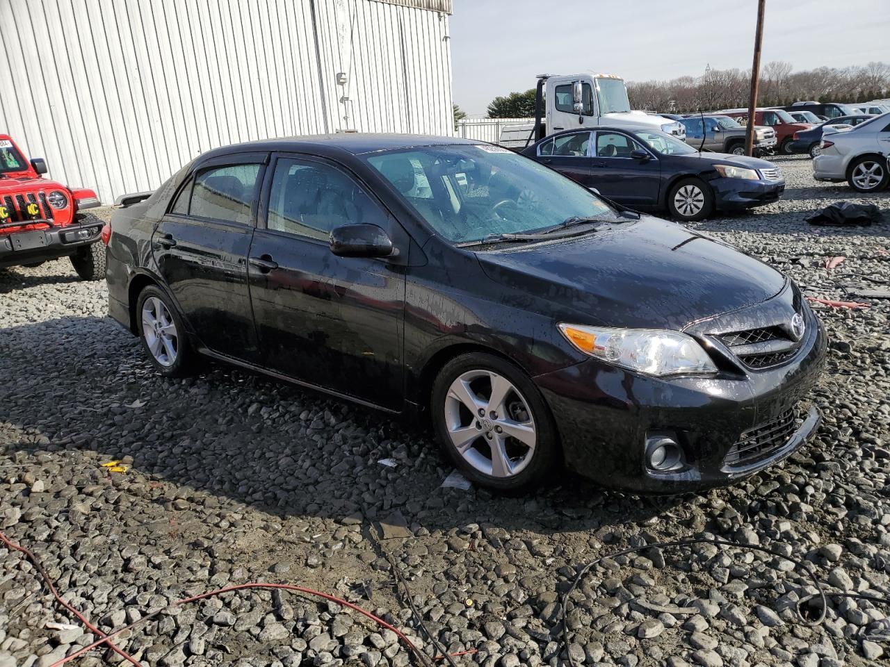 2013 TOYOTA COROLLA BA - Фото 4
