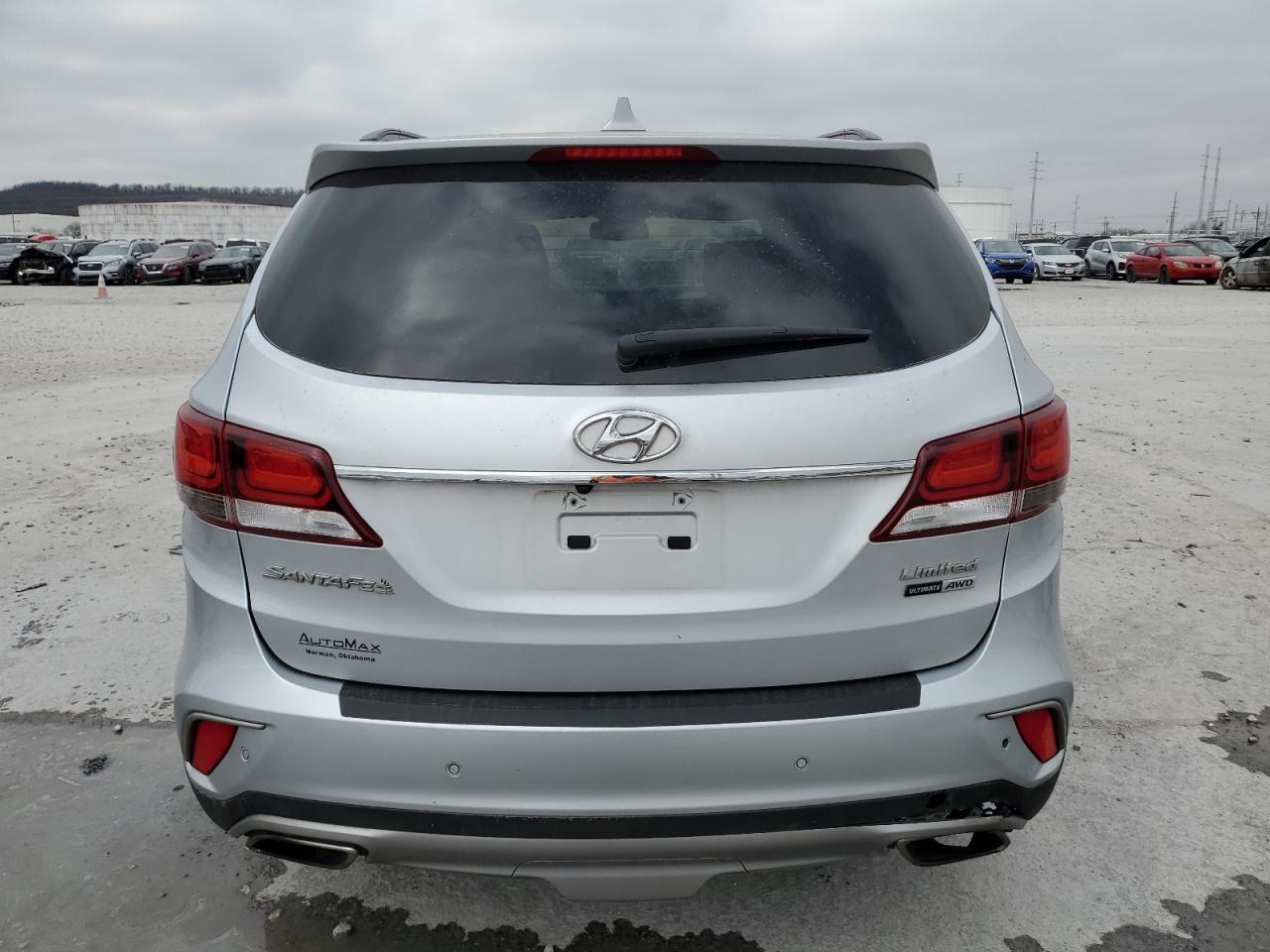 2017 HYUNDAI SANTA FE S - Image 6