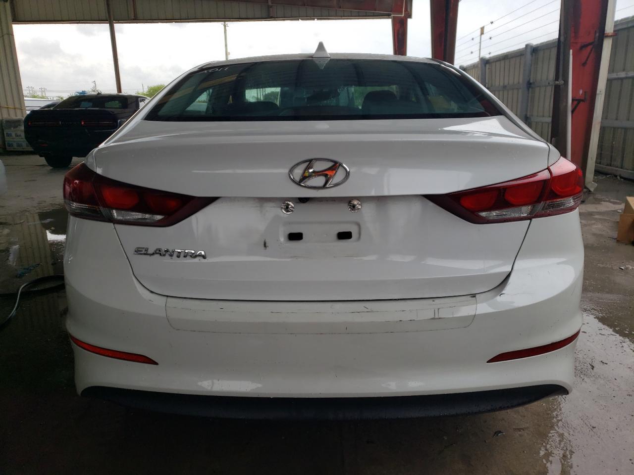 2017 HYUNDAI ELANTRA SE - Фото 6