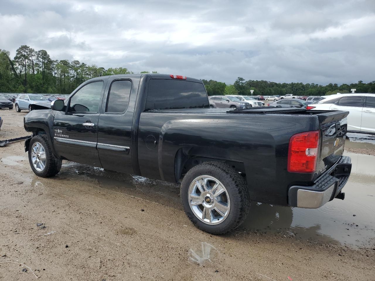 2013 CHEVROLET SILVERADO - Фото 2